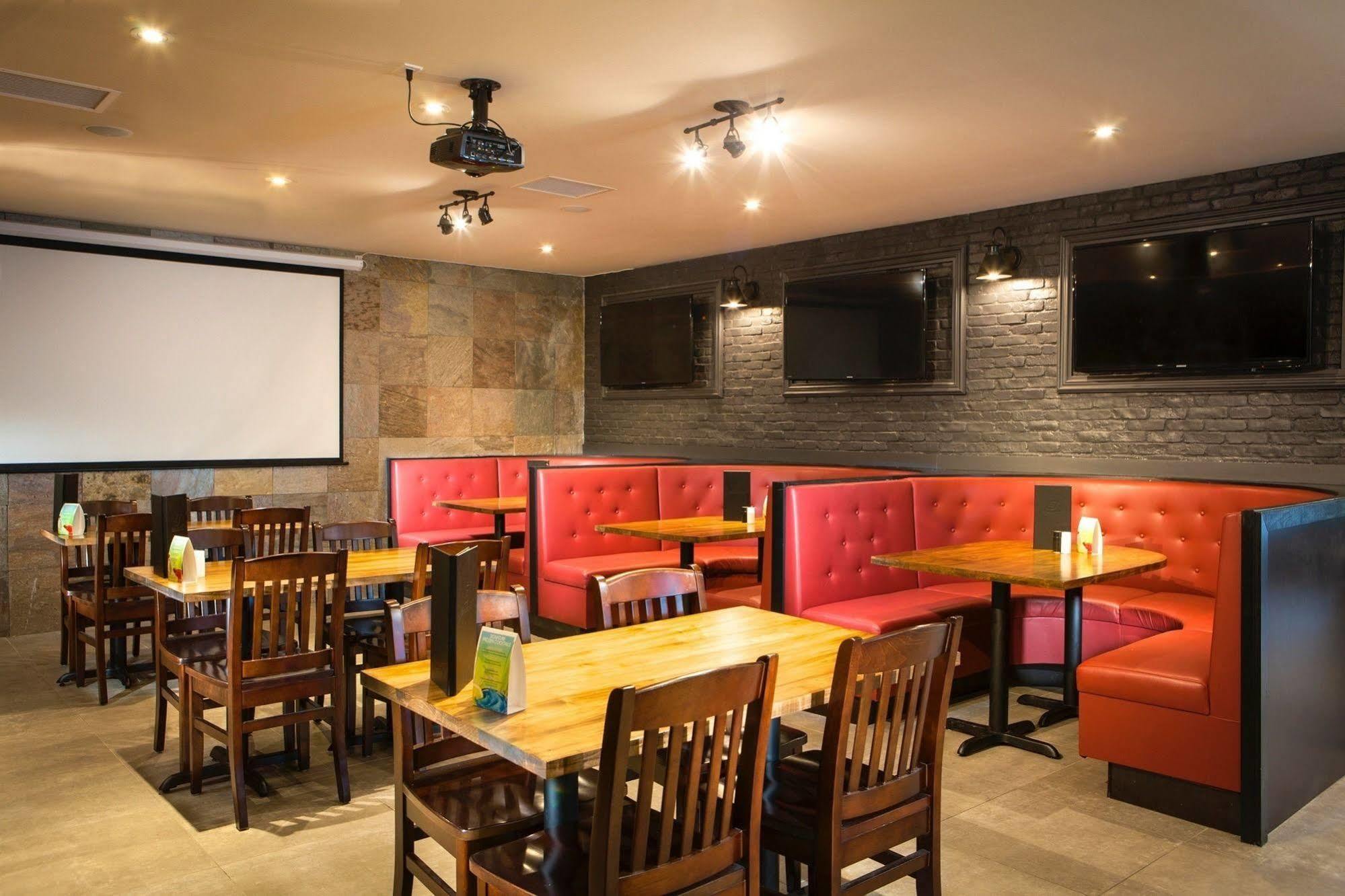 The Brunswick Hotel Complex Parry Sound Esterno foto